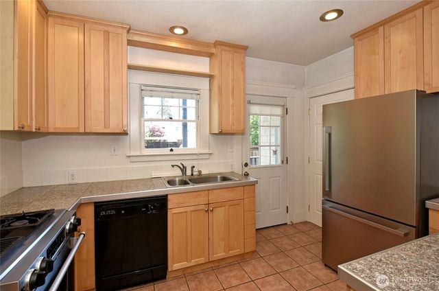 3008 N 22nd Street, Tacoma, WA 98406
