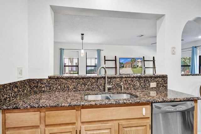 3068 Lucerne Park Drive, Greenacres, FL 33467