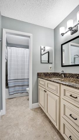 3068 Lucerne Park Drive, Greenacres, FL 33467