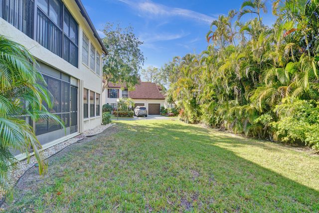 3068 Lucerne Park Drive, Greenacres, FL 33467
