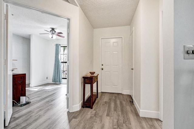 3068 Lucerne Park Drive, Greenacres, FL 33467