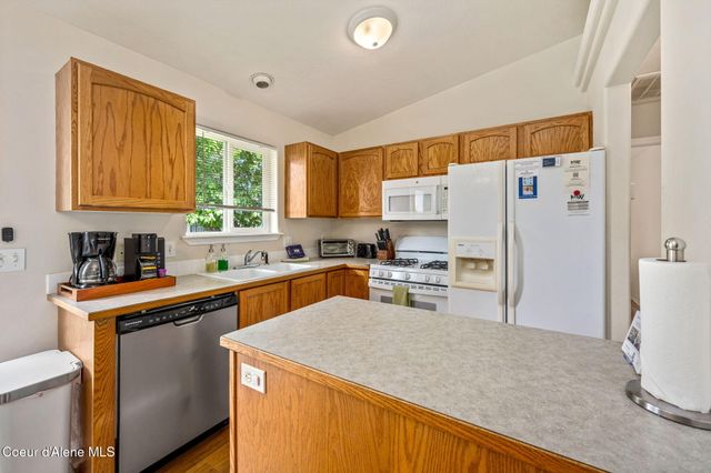 11850 N Stinson LOOP, Hayden, ID 83835