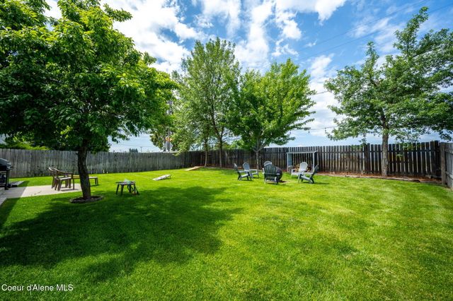 11850 N Stinson LOOP, Hayden, ID 83835
