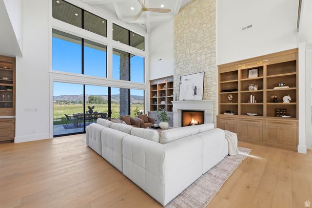 238 S 7900 ST, Huntsville, UT 84317