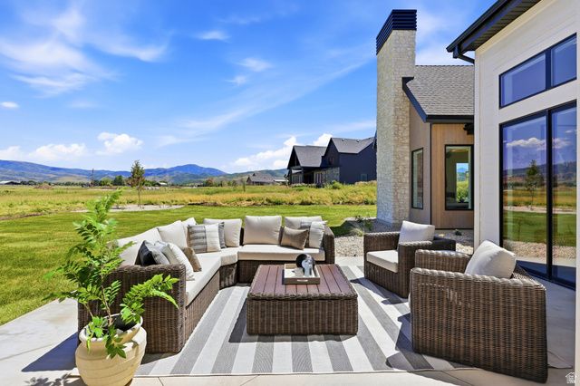 238 S 7900 ST, Huntsville, UT 84317