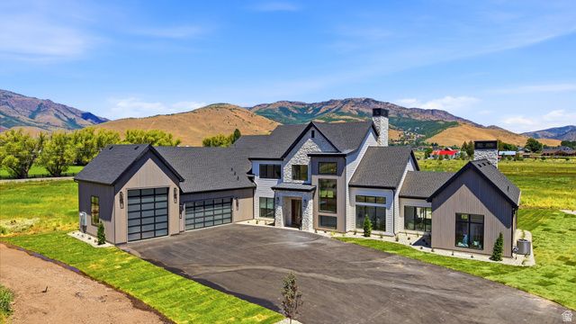 238 S 7900 ST, Huntsville, UT 84317