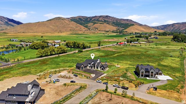 238 S 7900 ST, Huntsville, UT 84317