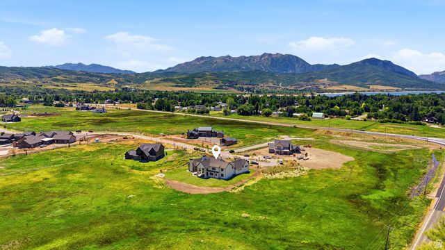 238 S 7900 ST, Huntsville, UT 84317