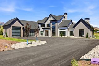 238 S 7900 ST, Huntsville, UT 84317