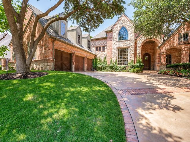 2804 High Point Court, Grapevine, TX 76051
