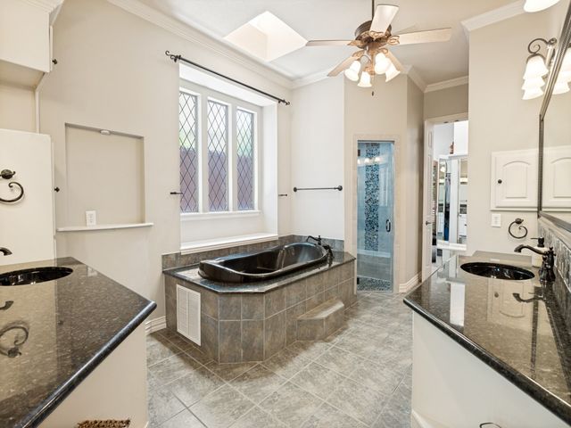 2804 High Point Court, Grapevine, TX 76051