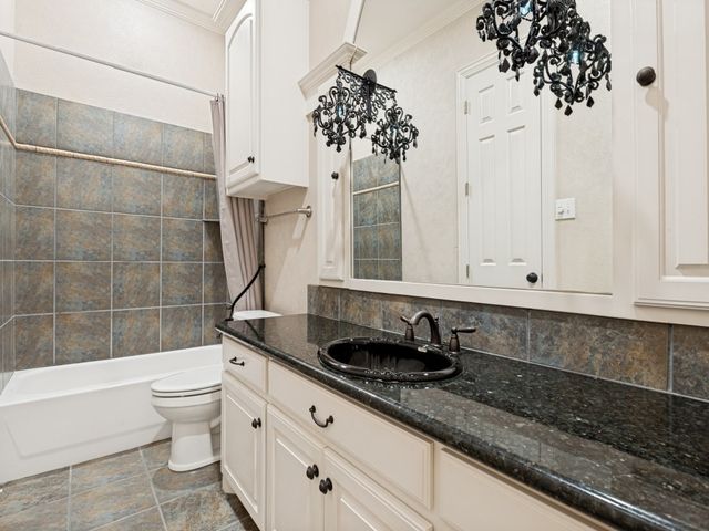 2804 High Point Court, Grapevine, TX 76051