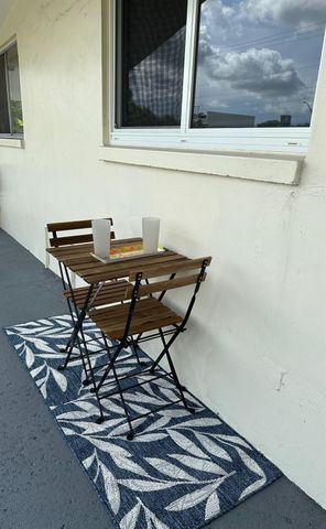 715 NW 30th Court 8, Wilton Manors, FL 33311