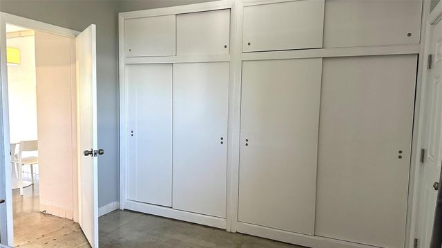 715 NW 30th Court 8, Wilton Manors, FL 33311