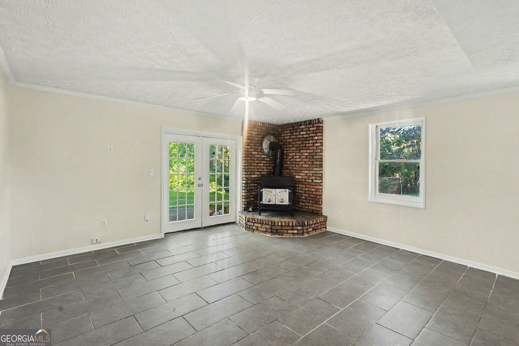 8121 Woodcliff Trail, Riverdale, GA 30274 — photo 5