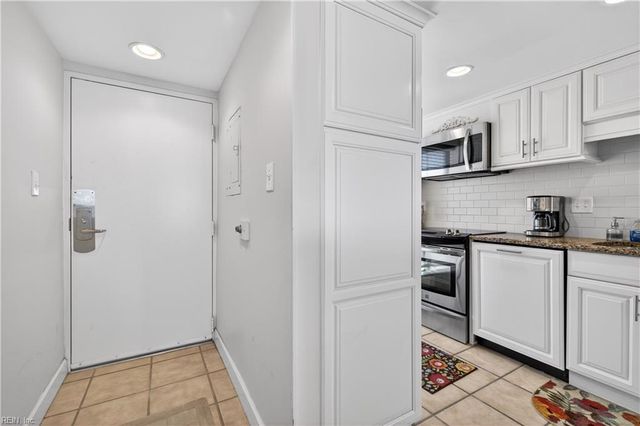 3615 Atlantic Ave Apt 201, Virginia Beach, VA 23451