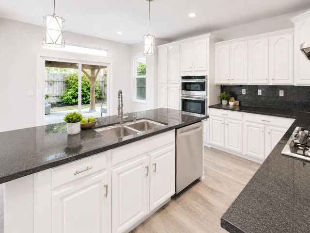 1642 Abilene Cir, Rocklin, CA 95765