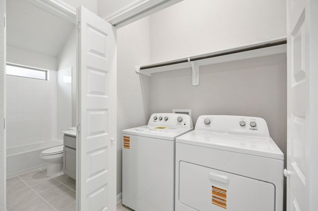 192 Spirit ST, Elgin, TX 78621