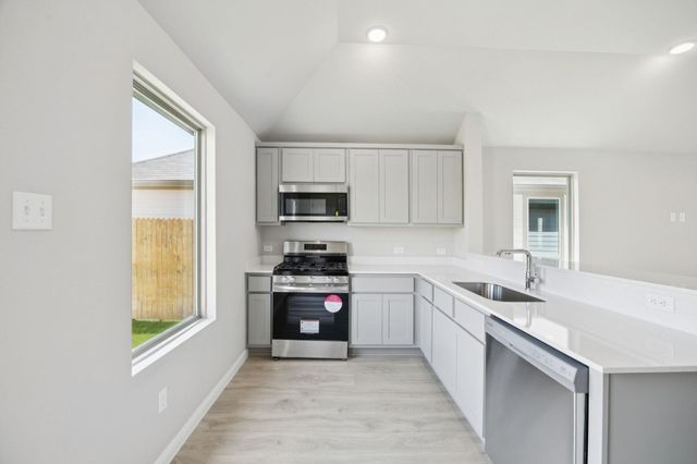 192 Spirit ST, Elgin, TX 78621