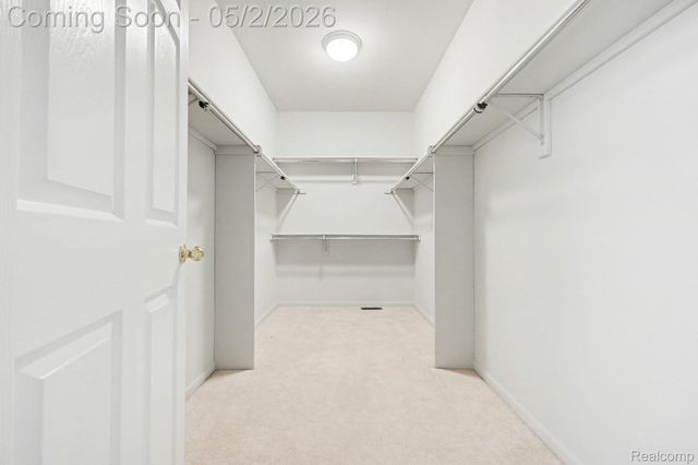 13823 Blue Beech Lane, Shelby Charter Township, MI 48315