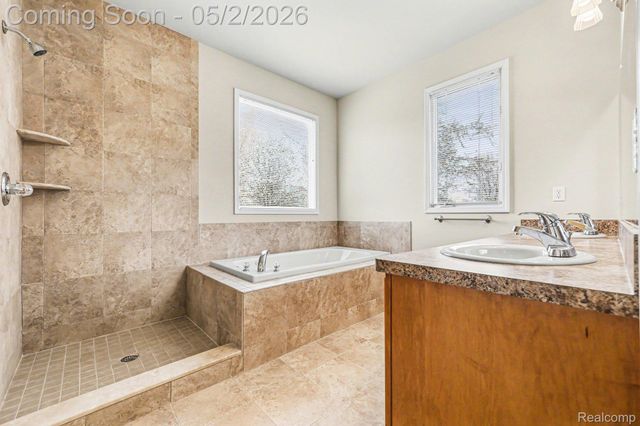 13823 Blue Beech Lane, Shelby Charter Township, MI 48315