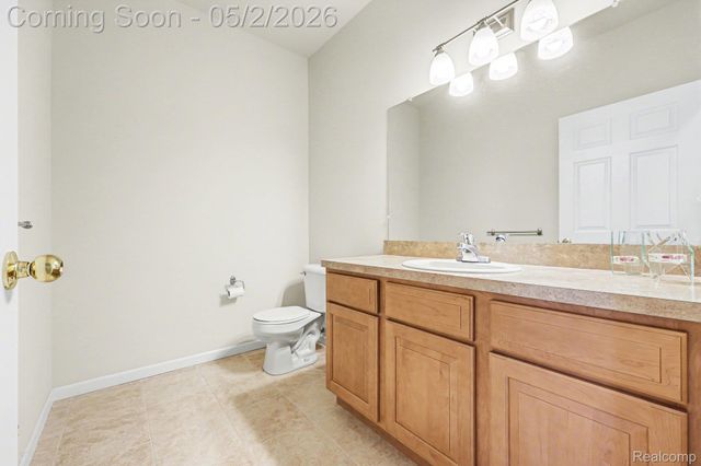 13823 Blue Beech Lane, Shelby Charter Township, MI 48315