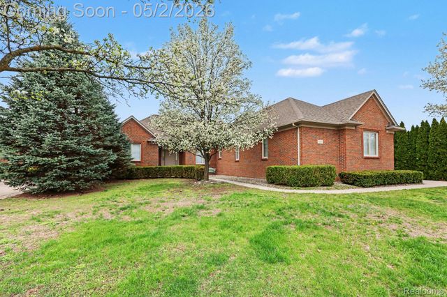 13823 Blue Beech Lane, Shelby Charter Township, MI 48315