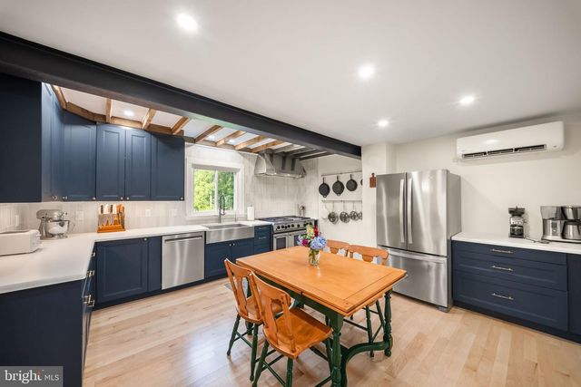 9565 WOODBROOK LN, Midland, VA 22728