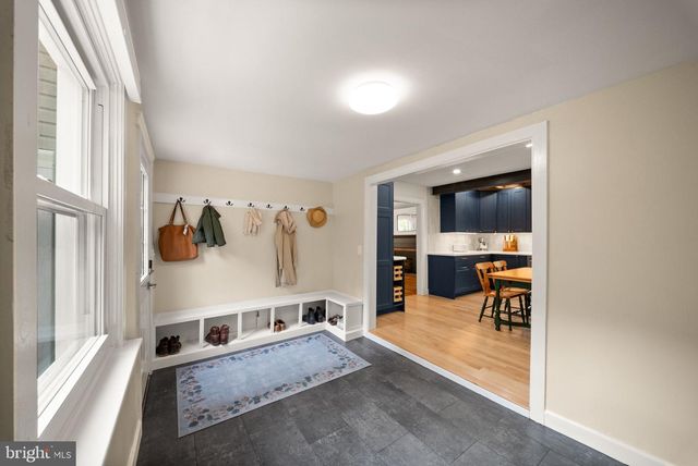9565 WOODBROOK LN, Midland, VA 22728