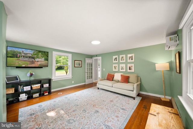 9565 WOODBROOK LN, Midland, VA 22728