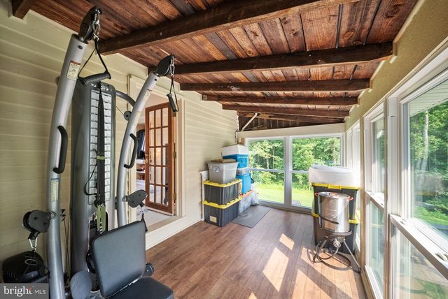 9565 WOODBROOK LN, Midland, VA 22728