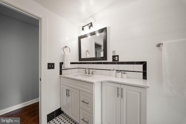 9565 WOODBROOK LN, Midland, VA 22728