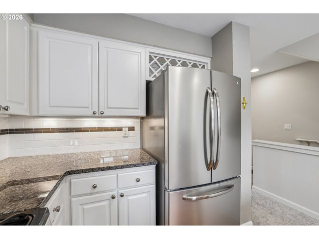 10217 Nw ALDER GROVE Ln, Portland, OR 97229