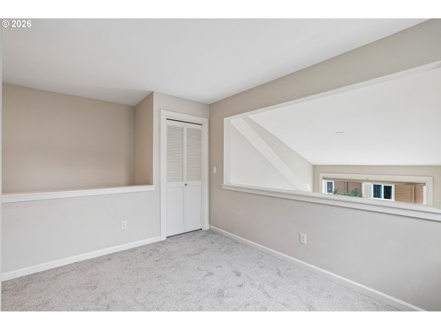 10217 Nw ALDER GROVE Ln, Portland, OR 97229