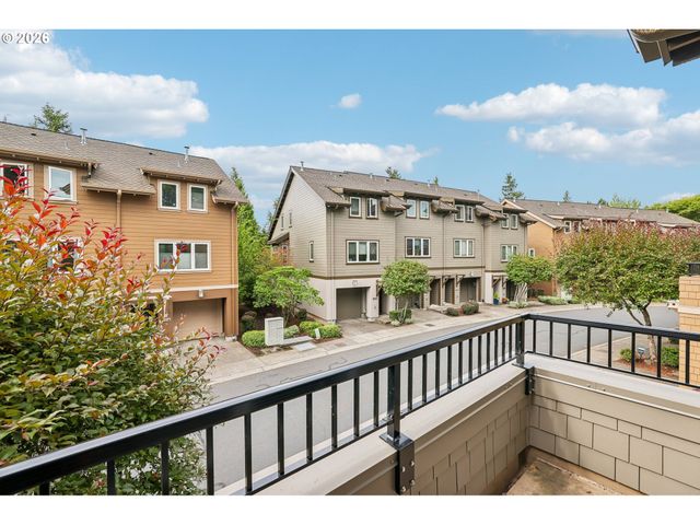 10217 Nw ALDER GROVE Ln, Portland, OR 97229
