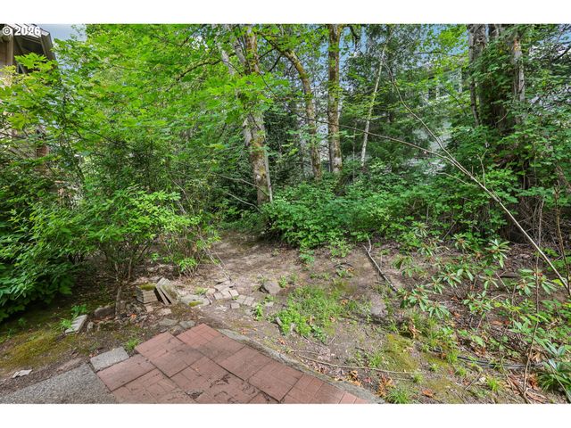10217 Nw ALDER GROVE Ln, Portland, OR 97229