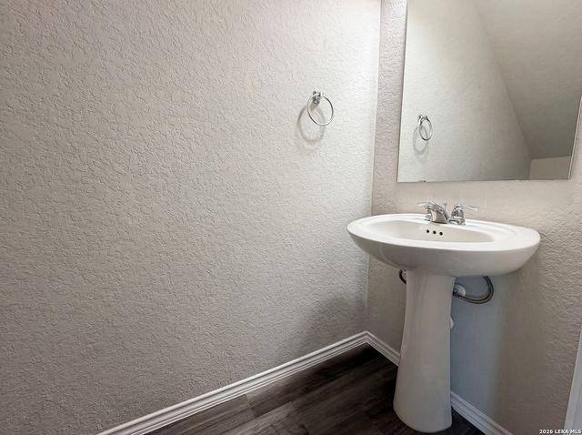 210 EXPEDITION WAY, San Antonio, TX 78220