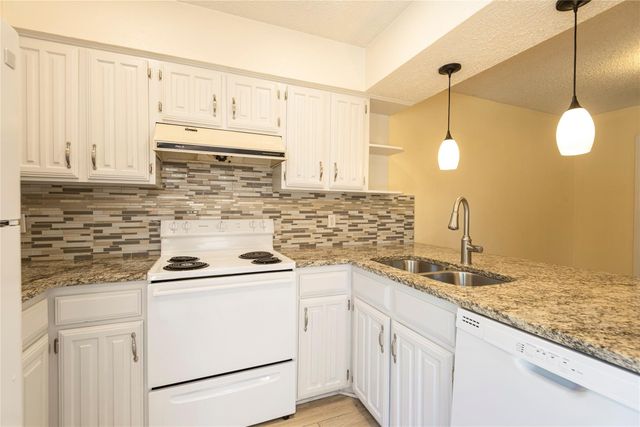 5626 Preston Oaks Road 3A, Dallas, TX 75254