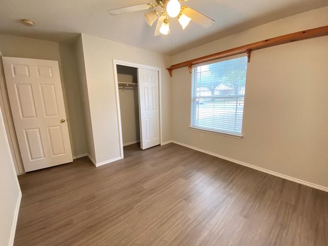 258 Western DR, Kyle, TX 78640