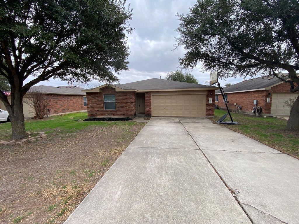 258 Western DR, Kyle, TX 78640