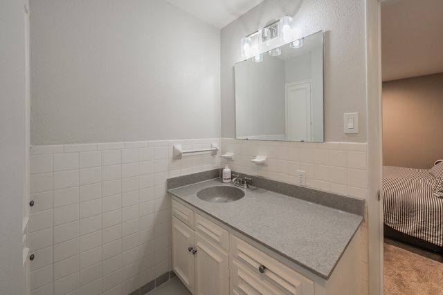 4105 Shady Valley Court, Arlington, TX 76013