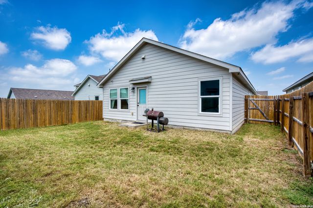 2818 MILLIKAN DR, Converse, TX 78109
