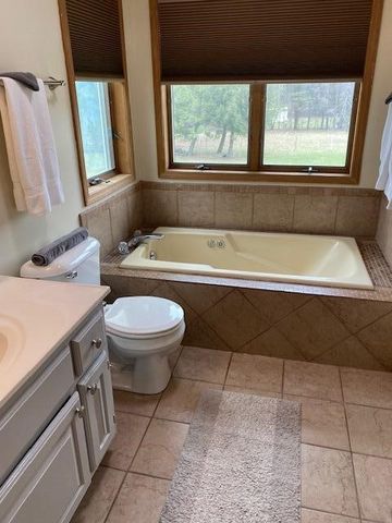 4155 Hagar Shore Road, Coloma, MI 49038