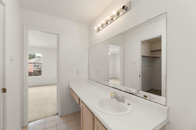 8226 Gold Tee Drive, Houston, TX 77036