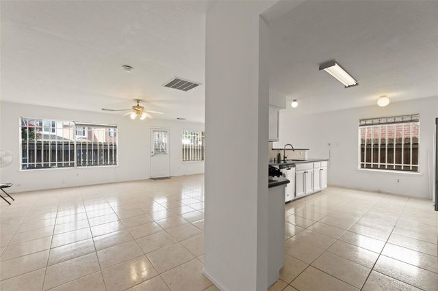 8226 Gold Tee Drive, Houston, TX 77036