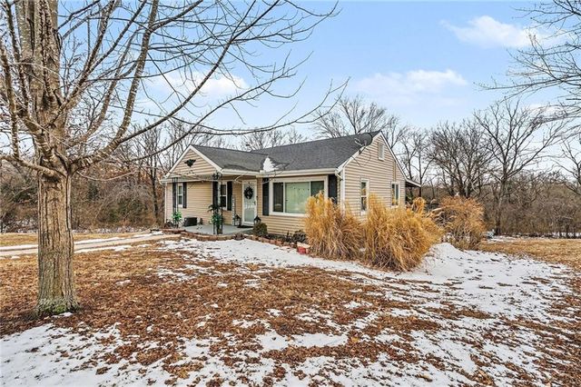 1810 N 94th Street, Kansas City, KS 66112