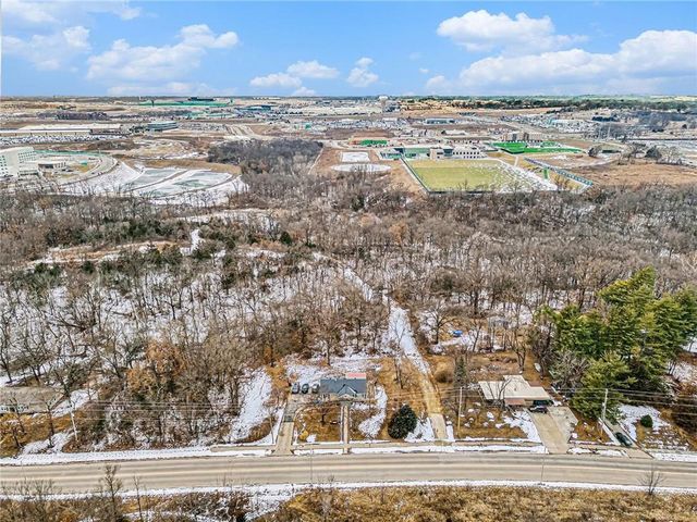 1810 N 94th Street, Kansas City, KS 66112