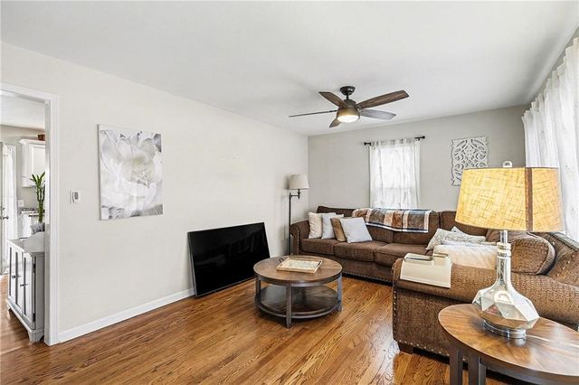 1810 N 94th Street, Kansas City, KS 66112