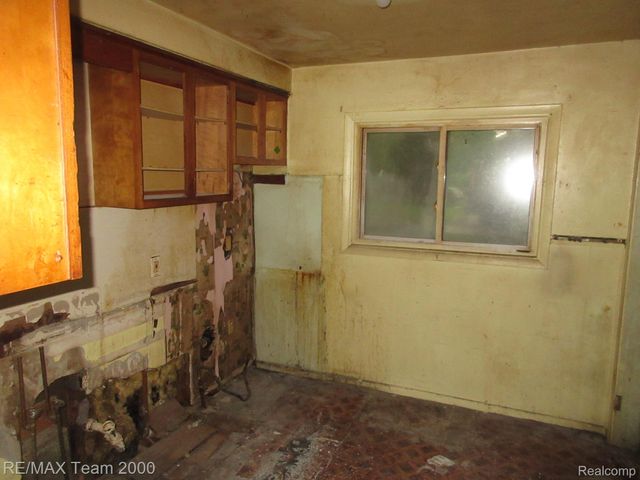 1848 Garfield Avenue, Lincoln Park, MI 48146
