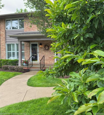 1035 N Old Woodward Avenue 5, Birmingham, MI 48009
